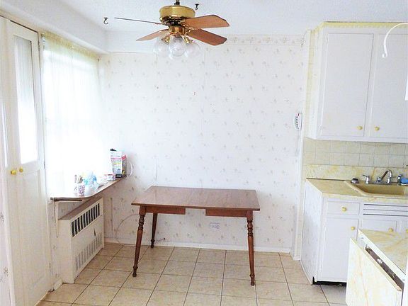 4th image of 2475 W 16th St APT 15J