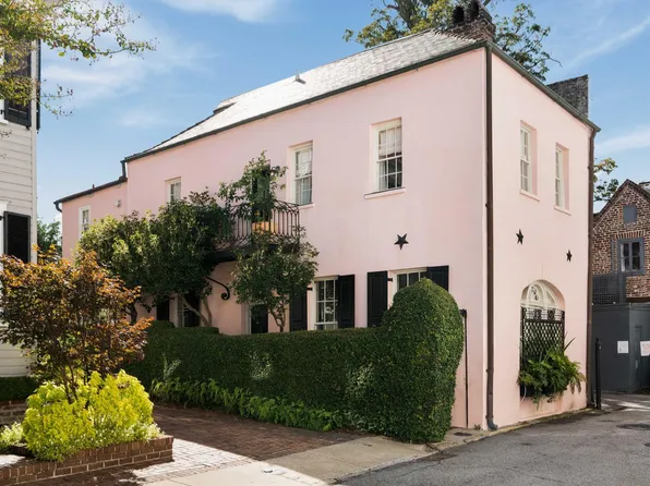 11 Saint Michaels Aly, Charleston, SC 29401
