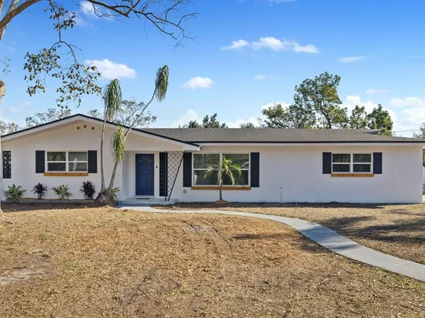 8001 Sharon Dr, Tampa, FL 33617