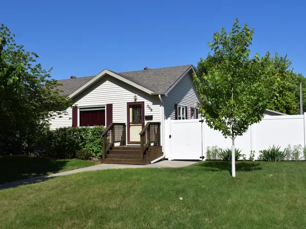 308 Kneale Ave S, Thief River Falls, MN 56701