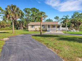 570 11th St SW, Naples, FL 34117