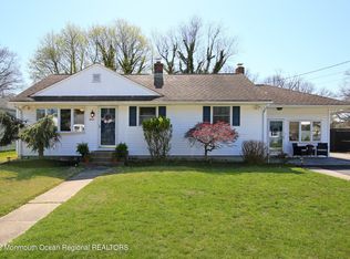 360 Meadowbrook Ave, Eatontown, NJ 07724