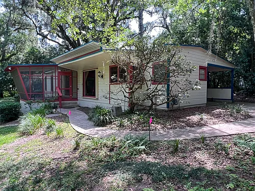 411 NW 26th St Photo 1