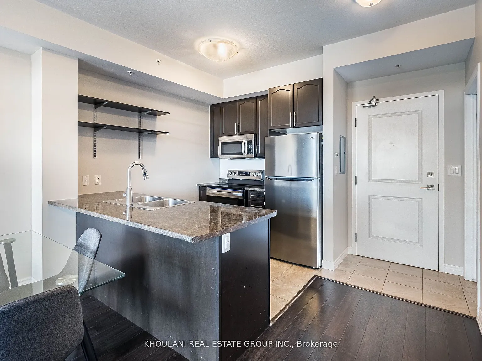2 bed, $2,650 — Photo 3