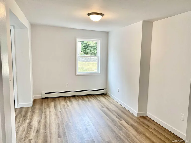 58 W Dorsey Ln #A — Photo 13