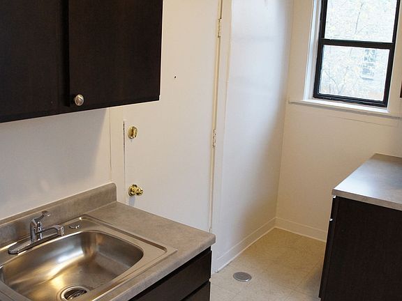 5th image of 1530-42 N Kedzie Ave #1532-2E
