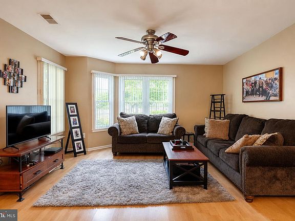 3rd image of 507 Shepherds Way