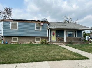 628 11th St, Menasha, WI 54952