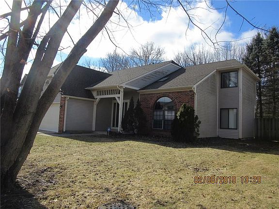 2nd image of 5802 Lakefield Dr