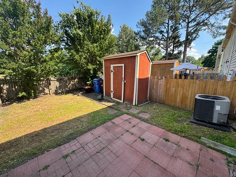 929 Still Harbor Cir — Photo 13