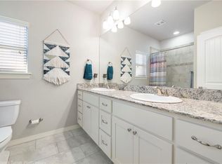 211 Cisterna Dr, Centerton, AR 72719