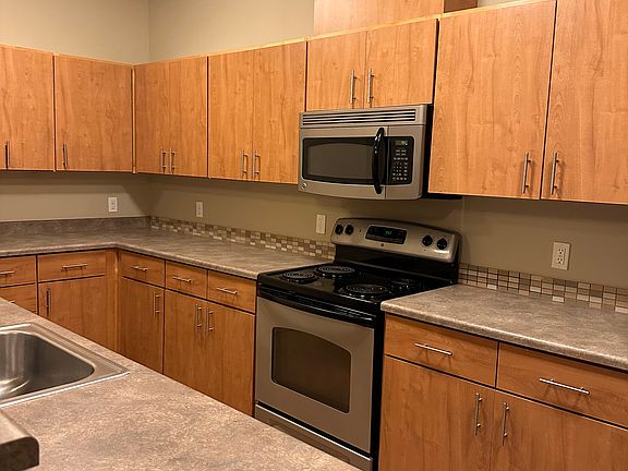 2nd image of 947 Discovery Cir NE Unit 305