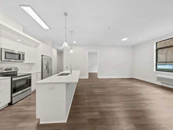 121 34th Street image 5 of 46