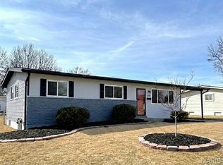 670 Starlet Dr, Florissant, MO