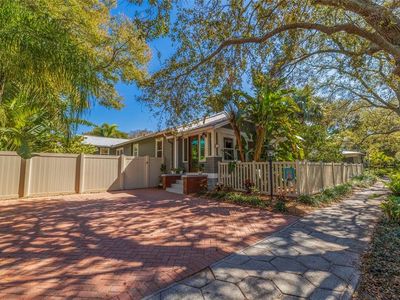 1107 3rd St N, Saint Petersburg, FL, 33701