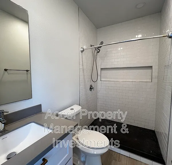 2120 Date Palm Ave #B — Photo 8