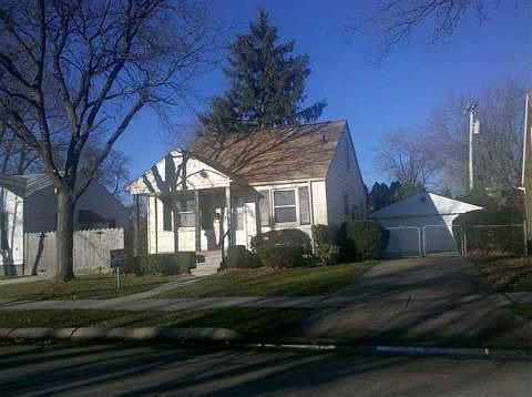 1st image of 21705 Alger St