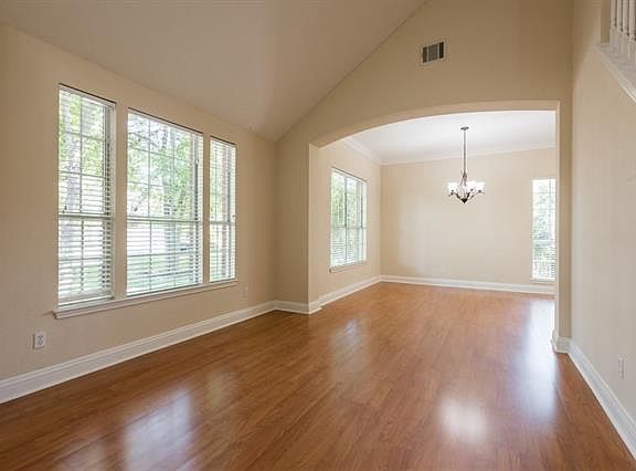 5th image of 4005 Honey Bear Loop
