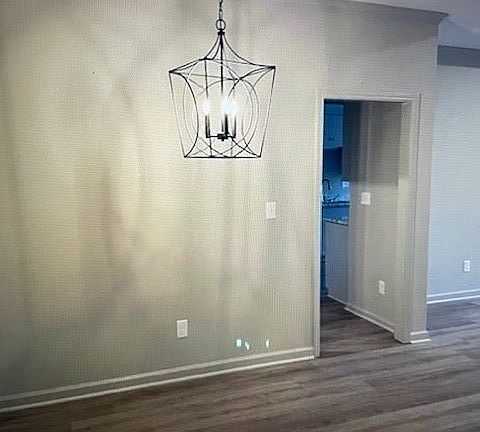 3rd image of 2006 Foxwood Ln