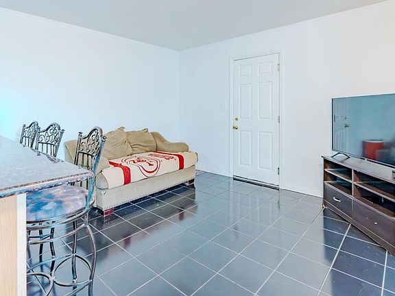 5th image of 2884 Don Rafael Ave