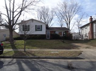 8019 Greenfield Dr, Lanham, MD 20706