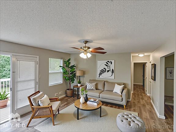 2nd image of 149 Pearl Hand Dr