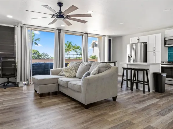 84-718 Ala Mahiku St APT 84A, Waianae, HI 96792