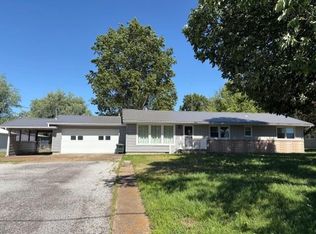 22025 Ness Rd, Parsons, KS 67357