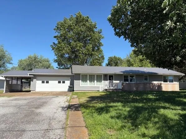 22025 Ness Rd, Parsons, KS 67357