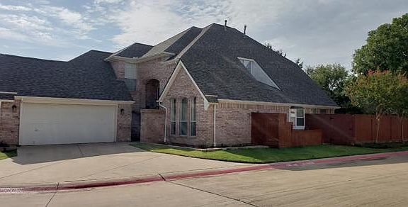 4th image of 200 Arbor Creek Dr
