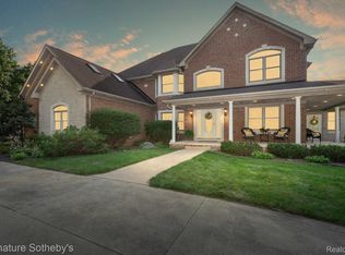 5557 Cobble Ln, Dexter, MI 48130