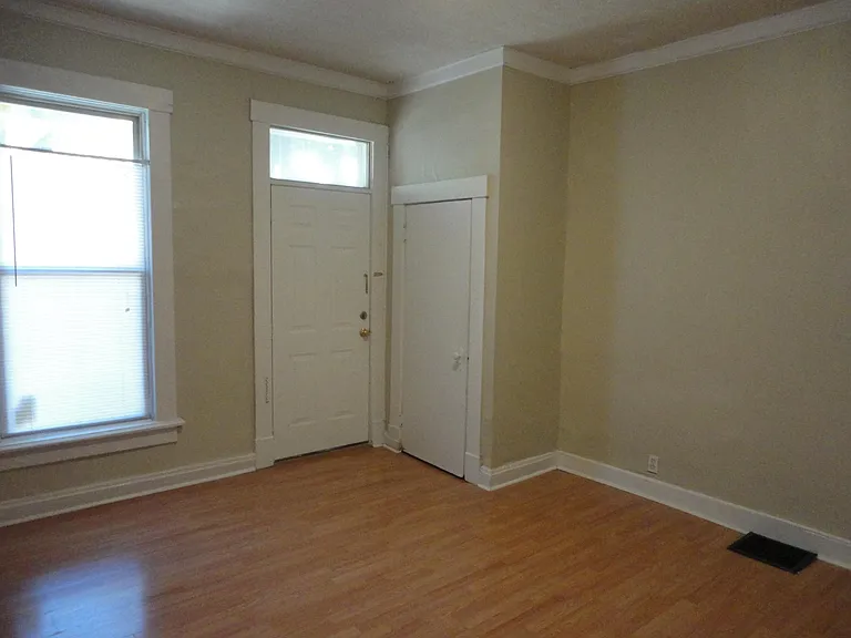 80 W 5th Ave #1B — Photo 5