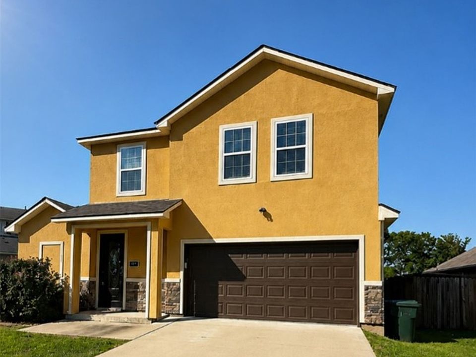 1st image of 7631 Kempton Park Dr