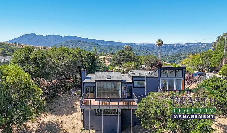 645 Fawn Dr — Photo 2
