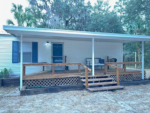 Front Porch provides a beautiful view to the property and local wildlife.