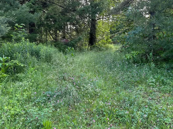 1142 Lovers Lane Rd, Washington, MA 01223