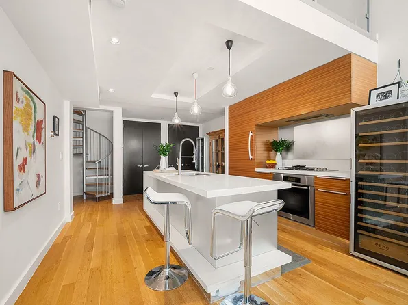 150 N 5th St APT 1H, Brooklyn, NY 11211