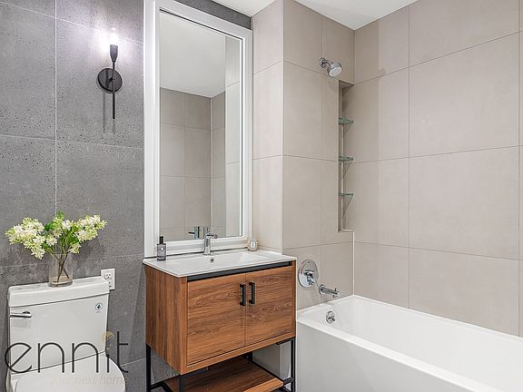 4th image of 1430 Fulton St #5H