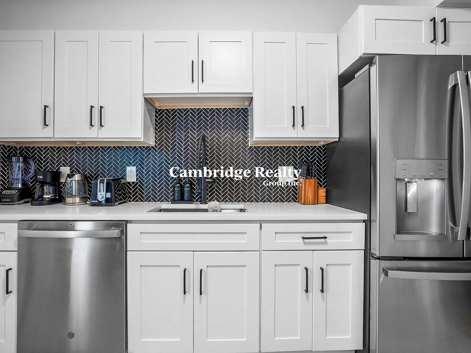 7 bed, 3.0 bath, $8,500 — Photo 4