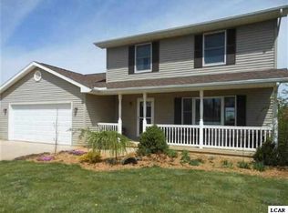 2035 Friar Tuck Cir, Adrian, MI 49221