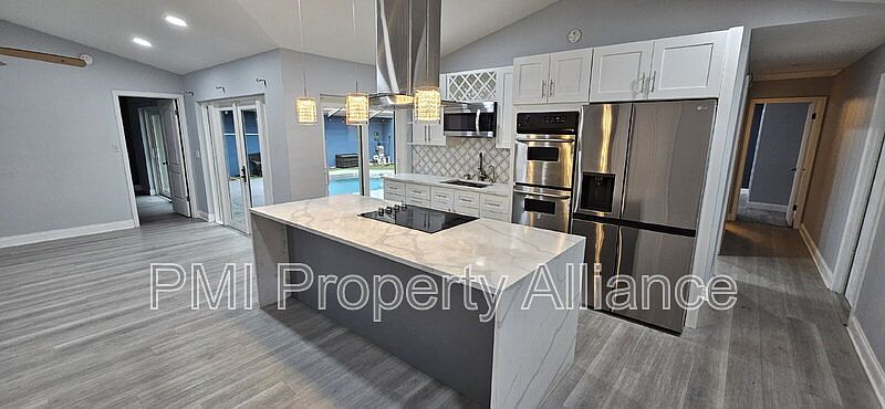 1st image of 5015 Nassau Cir #4