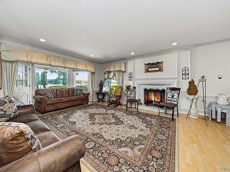 42195 Kouza Ct — Photo 4