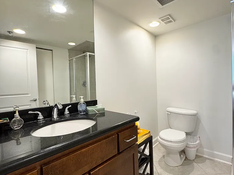 600A Admiral Blvd #807A — Photo 11