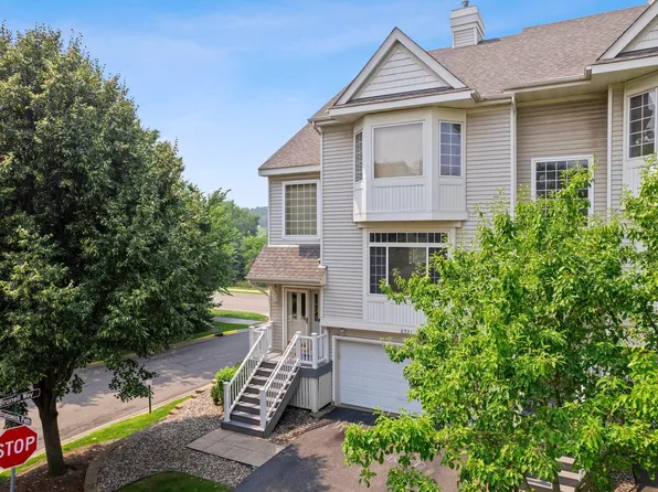 8921 Brunswick Path #901, Inver Grove Heights, MN 55076