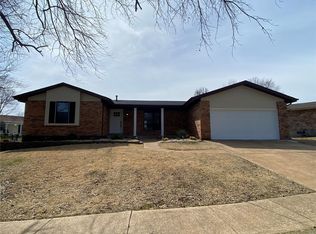 2706 Bee Tree Ln, Saint Louis, MO