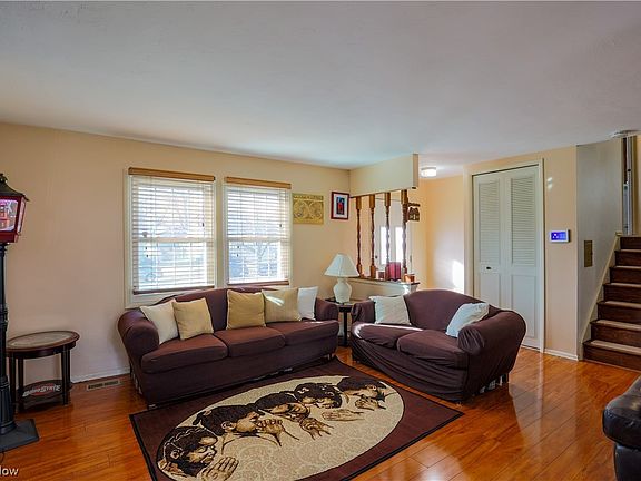 4th image of 13577 Foxcroft Dr