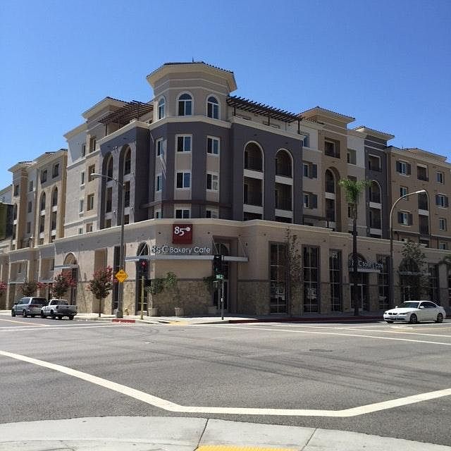 1st image of 11 S 3rd Street # Top Floor