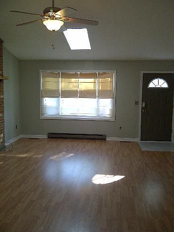 2nd image of 11164 Crest Ln