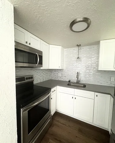 1142 Sunset Point Rd #28 Photo 1