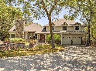 3206 Cobblestone Dr, Santa Rosa, CA 95404